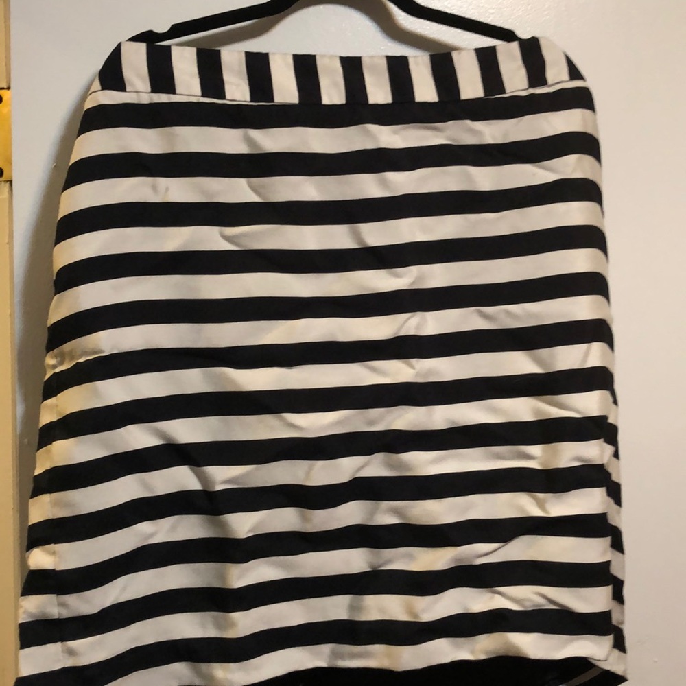 Black and cream pencil skirt (Sorry it’s wrinkled)